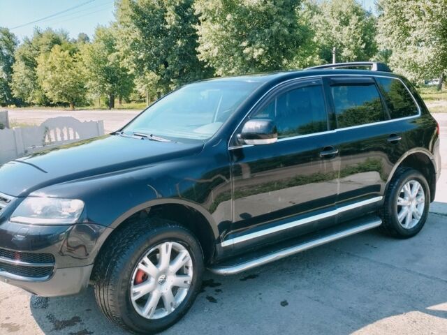 Черный Фольксваген Туарег, объемом двигателя 2.5 л и пробегом 280 тыс. км за 8000 $, фото 3 на Automoto.ua