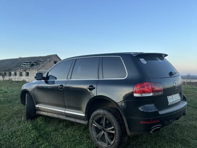 Черный Фольксваген Туарег, объемом двигателя 3 л и пробегом 446 тыс. км за 5650 $, фото 1 на Automoto.ua