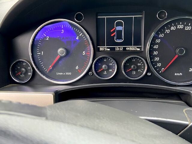 Чорний Фольксваген Туарег, об'ємом двигуна 2.5 л та пробігом 0 тис. км за 5000 $, фото 8 на Automoto.ua