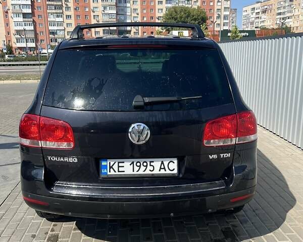 Черный Фольксваген Туарег, объемом двигателя 3 л и пробегом 250 тыс. км за 9700 $, фото 4 на Automoto.ua