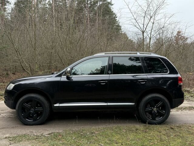 Чорний Фольксваген Туарег, об'ємом двигуна 3 л та пробігом 272 тис. км за 6500 $, фото 2 на Automoto.ua