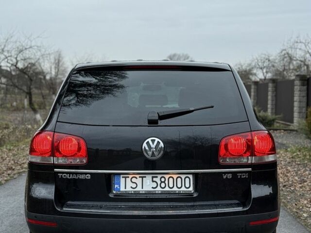 Черный Фольксваген Туарег, объемом двигателя 3 л и пробегом 232 тыс. км за 6200 $, фото 6 на Automoto.ua