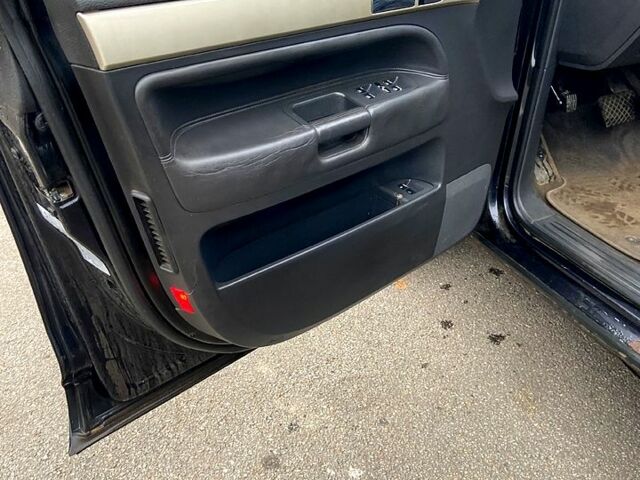 Чорний Фольксваген Туарег, об'ємом двигуна 2.5 л та пробігом 0 тис. км за 5000 $, фото 7 на Automoto.ua