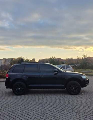 Черный Фольксваген Туарег, объемом двигателя 2.97 л и пробегом 343 тыс. км за 10000 $, фото 4 на Automoto.ua