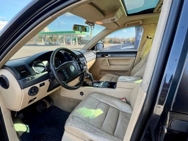 Черный Фольксваген Туарег, объемом двигателя 3 л и пробегом 295 тыс. км за 6900 $, фото 9 на Automoto.ua