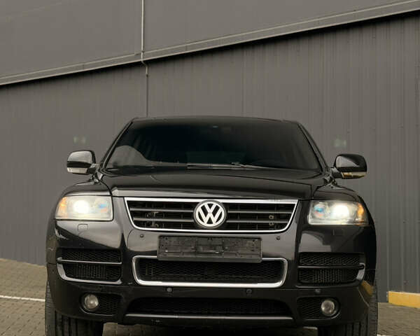 Черный Фольксваген Туарег, объемом двигателя 4.9 л и пробегом 340 тыс. км за 6900 $, фото 43 на Automoto.ua