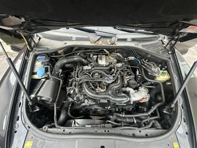 Черный Фольксваген Туарег, объемом двигателя 3 л и пробегом 490 тыс. км за 5700 $, фото 10 на Automoto.ua