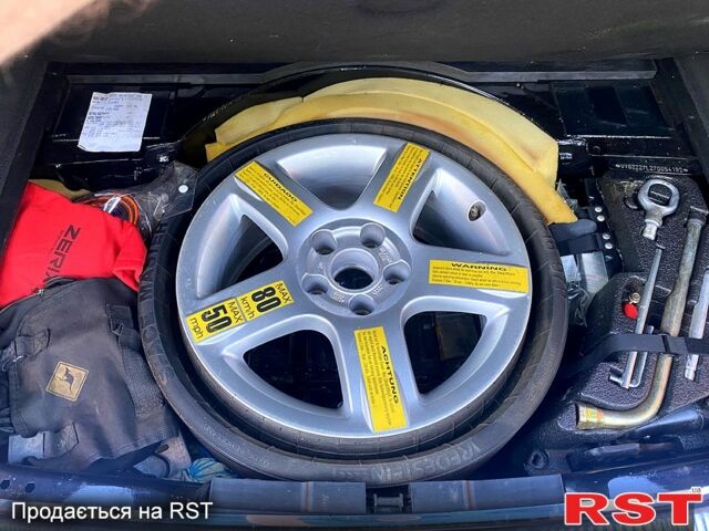 Черный Фольксваген Туарег, объемом двигателя 3 л и пробегом 340 тыс. км за 10800 $, фото 8 на Automoto.ua