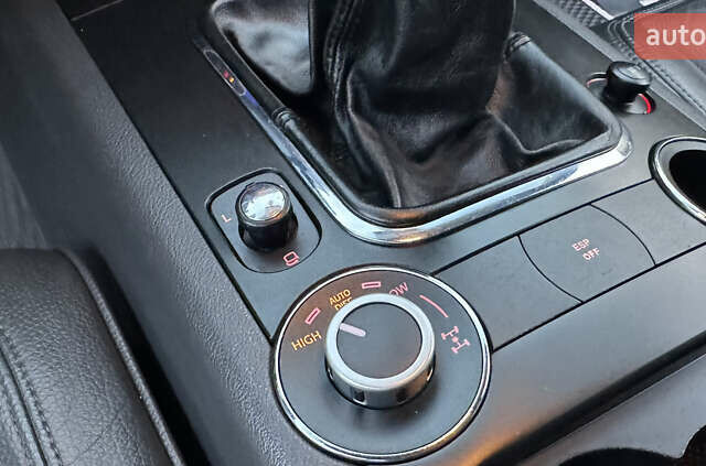 Чорний Фольксваген Туарег, об'ємом двигуна 2.5 л та пробігом 176 тис. км за 9950 $, фото 36 на Automoto.ua