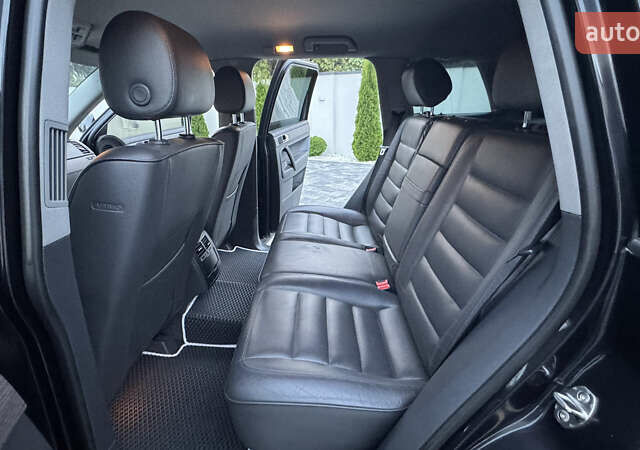 Чорний Фольксваген Туарег, об'ємом двигуна 2.5 л та пробігом 176 тис. км за 9950 $, фото 12 на Automoto.ua