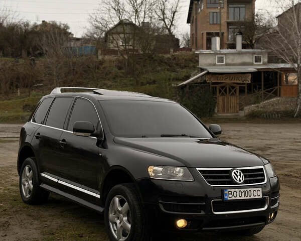 Черный Фольксваген Туарег, объемом двигателя 4.9 л и пробегом 340 тыс. км за 6900 $, фото 102 на Automoto.ua