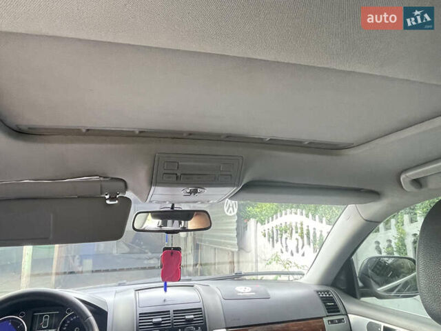 Черный Фольксваген Туарег, объемом двигателя 2.46 л и пробегом 330 тыс. км за 10500 $, фото 17 на Automoto.ua