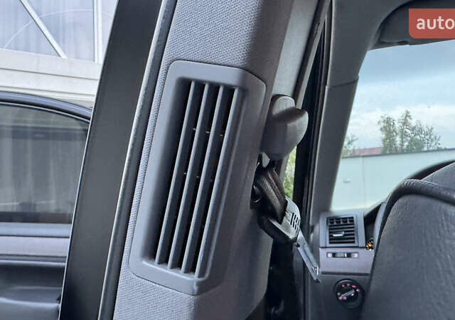 Чорний Фольксваген Туарег, об'ємом двигуна 2.5 л та пробігом 176 тис. км за 9950 $, фото 31 на Automoto.ua