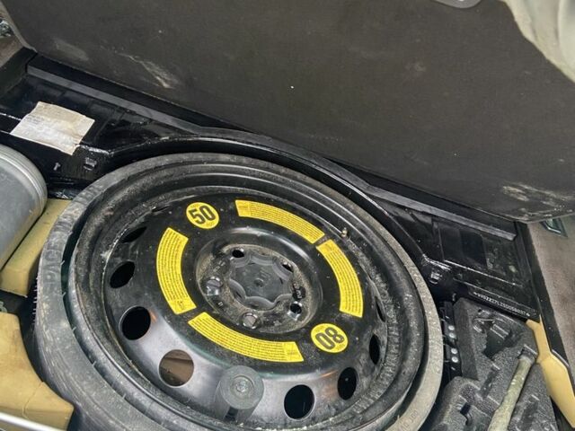 Черный Фольксваген Туарег, объемом двигателя 2.5 л и пробегом 1 тыс. км за 5000 $, фото 10 на Automoto.ua