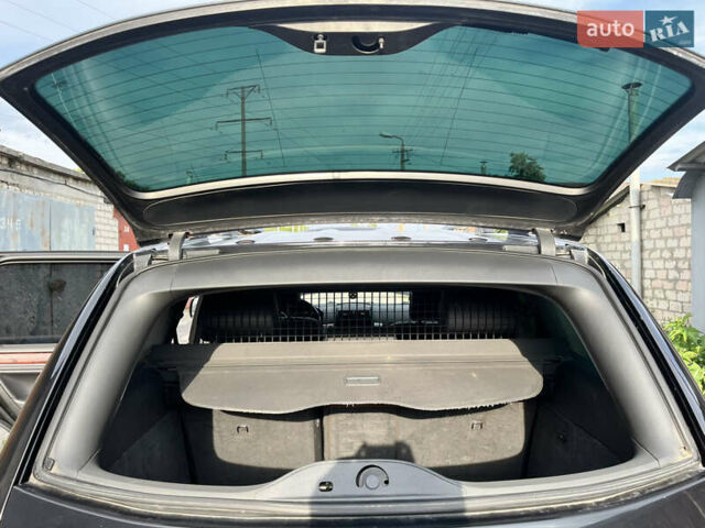 Чорний Фольксваген Туарег, об'ємом двигуна 3 л та пробігом 230 тис. км за 14000 $, фото 37 на Automoto.ua