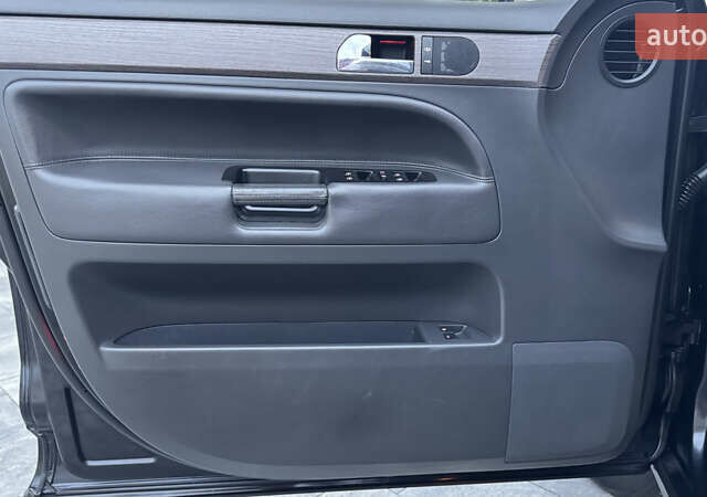 Чорний Фольксваген Туарег, об'ємом двигуна 2.5 л та пробігом 176 тис. км за 9950 $, фото 22 на Automoto.ua