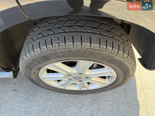 Черный Фольксваген Туарег, объемом двигателя 3 л и пробегом 340 тыс. км за 7500 $, фото 15 на Automoto.ua