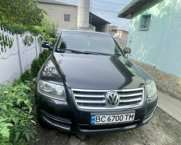 Черный Фольксваген Туарег, объемом двигателя 2.46 л и пробегом 330 тыс. км за 10500 $, фото 12 на Automoto.ua