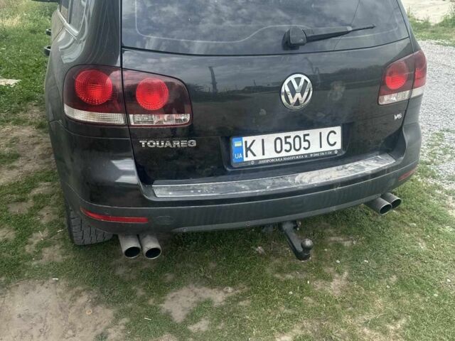 Черный Фольксваген Туарег, объемом двигателя 3.2 л и пробегом 224 тыс. км за 7000 $, фото 1 на Automoto.ua
