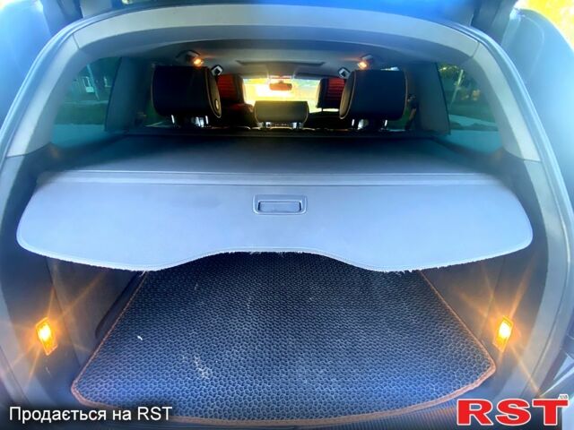 Черный Фольксваген Туарег, объемом двигателя 3 л и пробегом 340 тыс. км за 10800 $, фото 9 на Automoto.ua