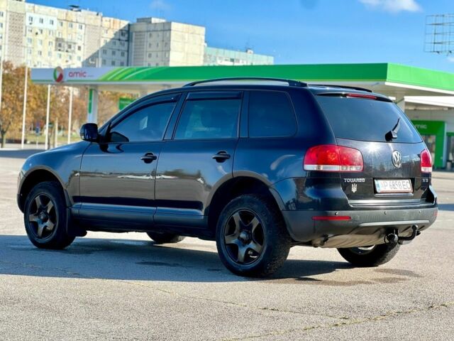 Черный Фольксваген Туарег, объемом двигателя 3 л и пробегом 295 тыс. км за 6900 $, фото 5 на Automoto.ua