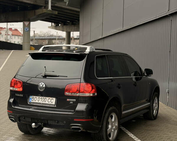 Черный Фольксваген Туарег, объемом двигателя 4.9 л и пробегом 340 тыс. км за 6900 $, фото 87 на Automoto.ua