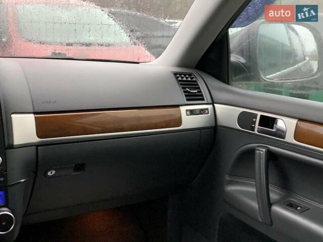 Черный Фольксваген Туарег, объемом двигателя 3 л и пробегом 351 тыс. км за 11999 $, фото 54 на Automoto.ua