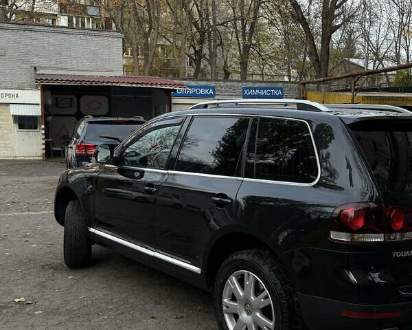 Черный Фольксваген Туарег, объемом двигателя 3 л и пробегом 351 тыс. км за 13500 $, фото 18 на Automoto.ua