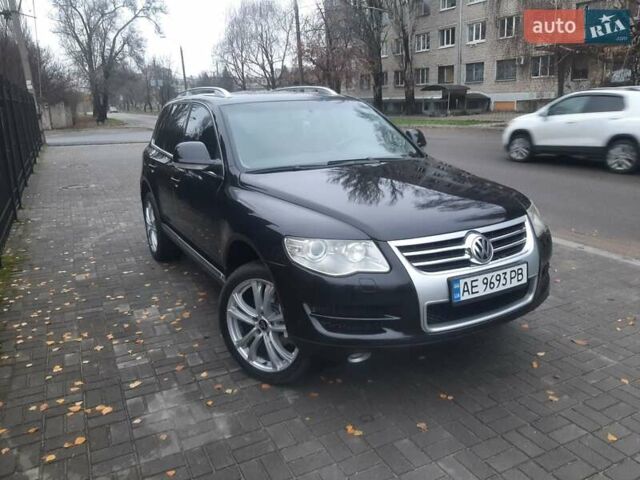 Черный Фольксваген Туарег, объемом двигателя 3 л и пробегом 445 тыс. км за 11500 $, фото 5 на Automoto.ua