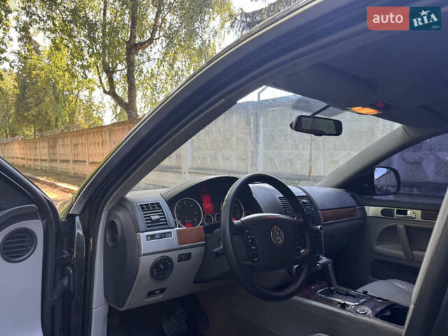 Чорний Фольксваген Туарег, об'ємом двигуна 2.97 л та пробігом 330 тис. км за 10500 $, фото 14 на Automoto.ua