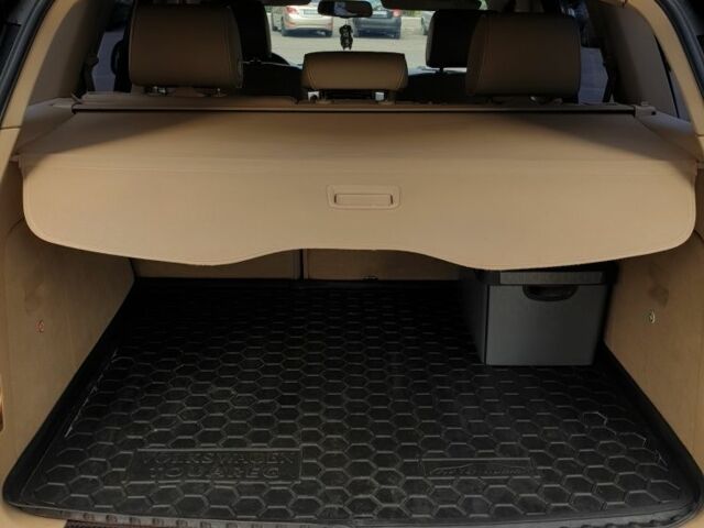 Чорний Фольксваген Туарег, об'ємом двигуна 3 л та пробігом 205 тис. км за 12000 $, фото 16 на Automoto.ua