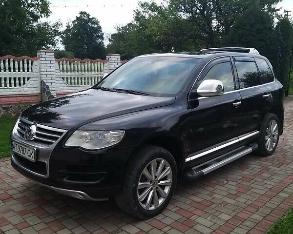 Черный Фольксваген Туарег, объемом двигателя 0 л и пробегом 218 тыс. км за 11900 $, фото 1 на Automoto.ua