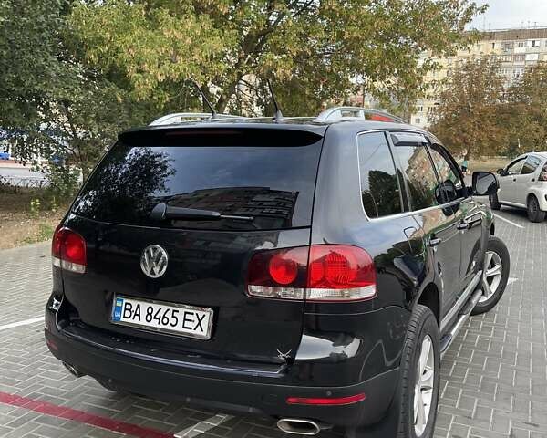 Чорний Фольксваген Туарег, об'ємом двигуна 3 л та пробігом 220 тис. км за 10500 $, фото 4 на Automoto.ua