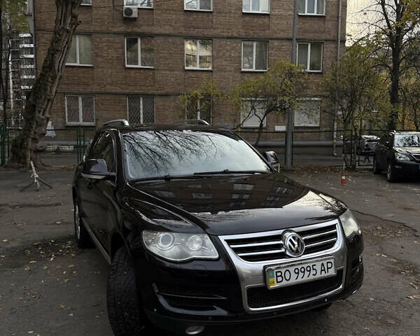 Черный Фольксваген Туарег, объемом двигателя 3 л и пробегом 351 тыс. км за 13500 $, фото 19 на Automoto.ua
