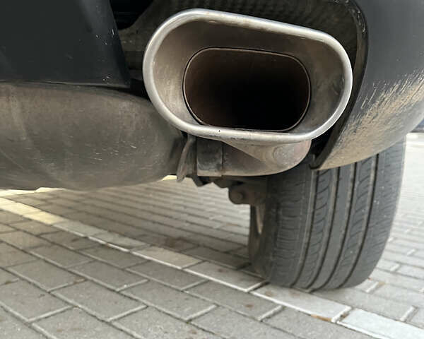 Черный Фольксваген Туарег, объемом двигателя 3 л и пробегом 230 тыс. км за 10200 $, фото 19 на Automoto.ua