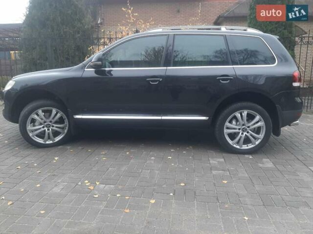 Черный Фольксваген Туарег, объемом двигателя 3 л и пробегом 445 тыс. км за 11500 $, фото 3 на Automoto.ua