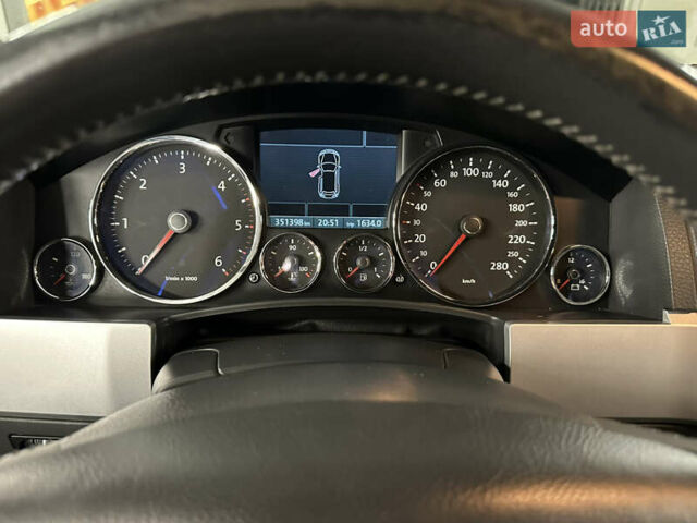 Черный Фольксваген Туарег, объемом двигателя 3 л и пробегом 351 тыс. км за 13500 $, фото 17 на Automoto.ua