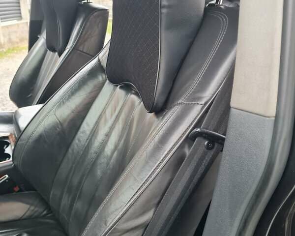 Черный Фольксваген Туарег, объемом двигателя 3 л и пробегом 258 тыс. км за 10500 $, фото 19 на Automoto.ua