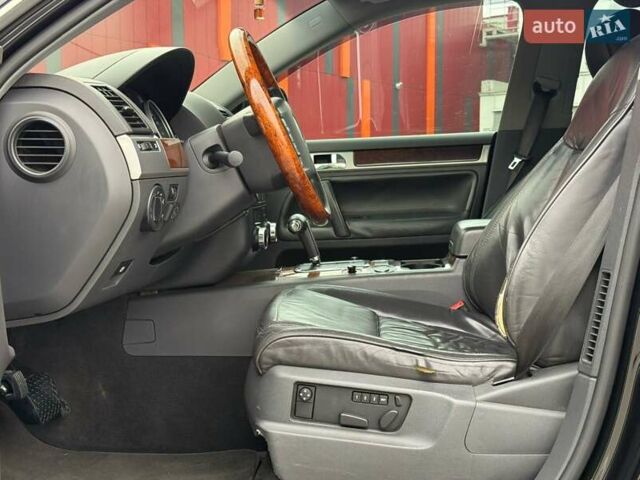 Фольксваген Туарег 2007 в Киеве на Automoto.ua Черный Фольксваген Туарег, объемом двигателя 3.6 л и пробегом 306 тыс. км за 10000 $, фото 16 на Automoto.ua