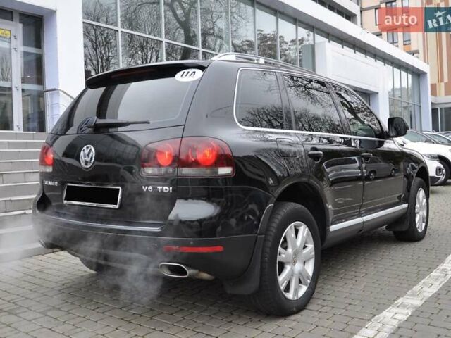 Черный Фольксваген Туарег, объемом двигателя 3 л и пробегом 335 тыс. км за 9803 $, фото 9 на Automoto.ua