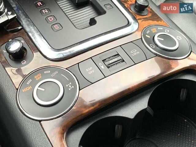 Черный Фольксваген Туарег, объемом двигателя 3 л и пробегом 351 тыс. км за 11999 $, фото 46 на Automoto.ua