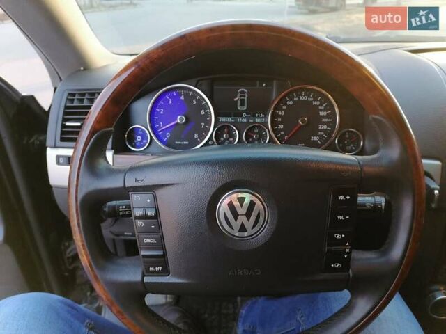 Чорний Фольксваген Туарег, об'ємом двигуна 3.6 л та пробігом 300 тис. км за 12500 $, фото 16 на Automoto.ua