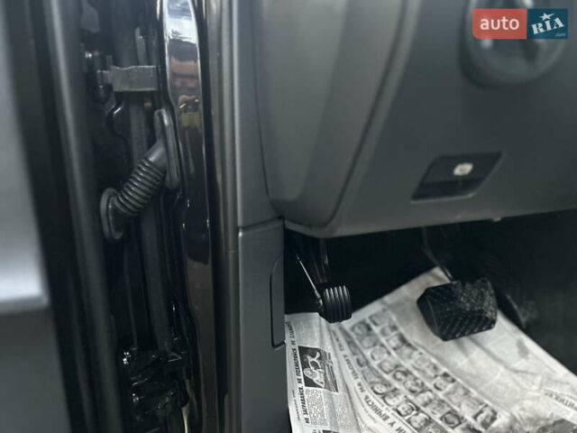 Фольксваген Туарег 2007 в Виннице на Automoto.ua Черный Фольксваген Туарег, объемом двигателя 2.5 л и пробегом 177 тыс. км за 11700 $, фото 56 на Automoto.ua