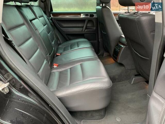 Черный Фольксваген Туарег, объемом двигателя 3 л и пробегом 351 тыс. км за 11999 $, фото 30 на Automoto.ua