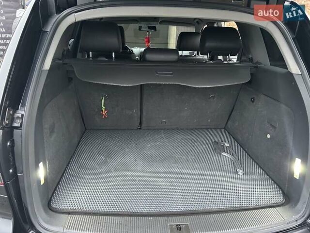 Чорний Фольксваген Туарег, об'ємом двигуна 2.46 л та пробігом 174 тис. км за 11000 $, фото 5 на Automoto.ua