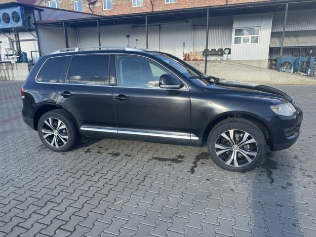 Чорний Фольксваген Туарег, об'ємом двигуна 3 л та пробігом 401 тис. км за 9200 $, фото 1 на Automoto.ua