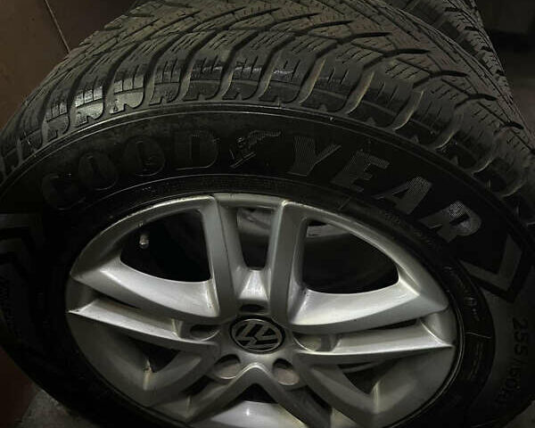 Чорний Фольксваген Туарег, об'ємом двигуна 3 л та пробігом 185 тис. км за 14500 $, фото 20 на Automoto.ua