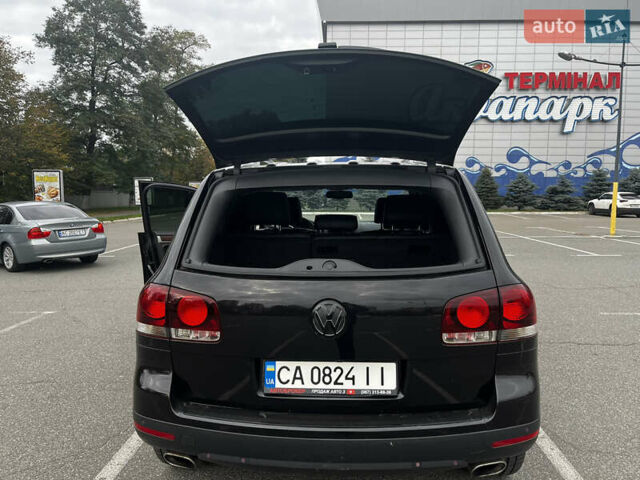Черный Фольксваген Туарег, объемом двигателя 4.9 л и пробегом 252 тыс. км за 13800 $, фото 36 на Automoto.ua