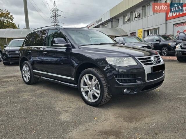 Черный Фольксваген Туарег, объемом двигателя 3.6 л и пробегом 250 тыс. км за 10700 $, фото 4 на Automoto.ua