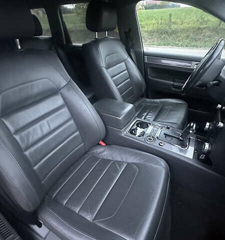 Фольксваген Туарег 2007 у Глубокой на Automoto.ua Чорний Фольксваген Туарег, об'ємом двигуна 3 л та пробігом 281 тис. км за 11000 $, фото 4 на Automoto.ua